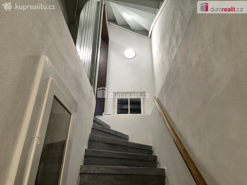 Pronájem  rodinného domu 100 m^2 Havlíčkova, Kraslice 