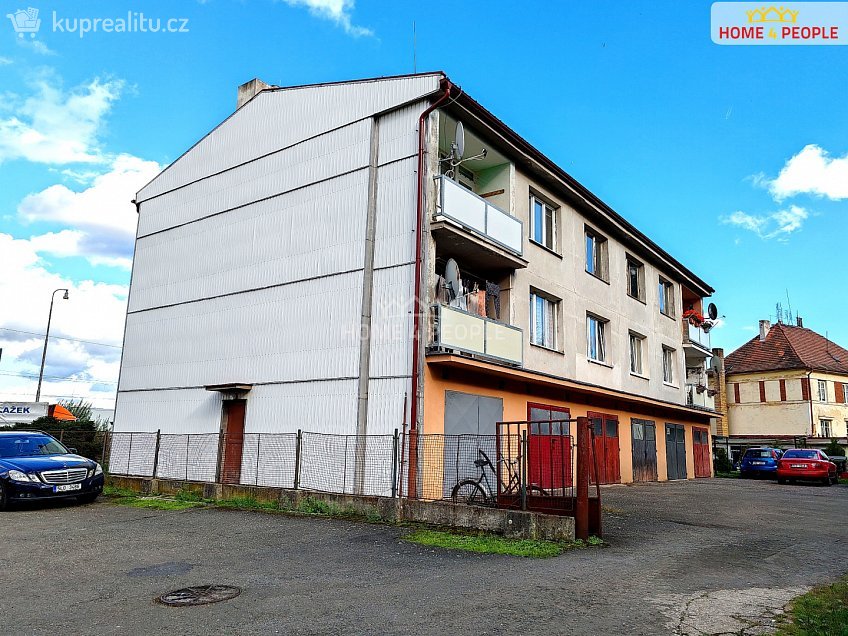 Prodej bytu 3+1 86 m^2 K Cihelně, Přeštice 