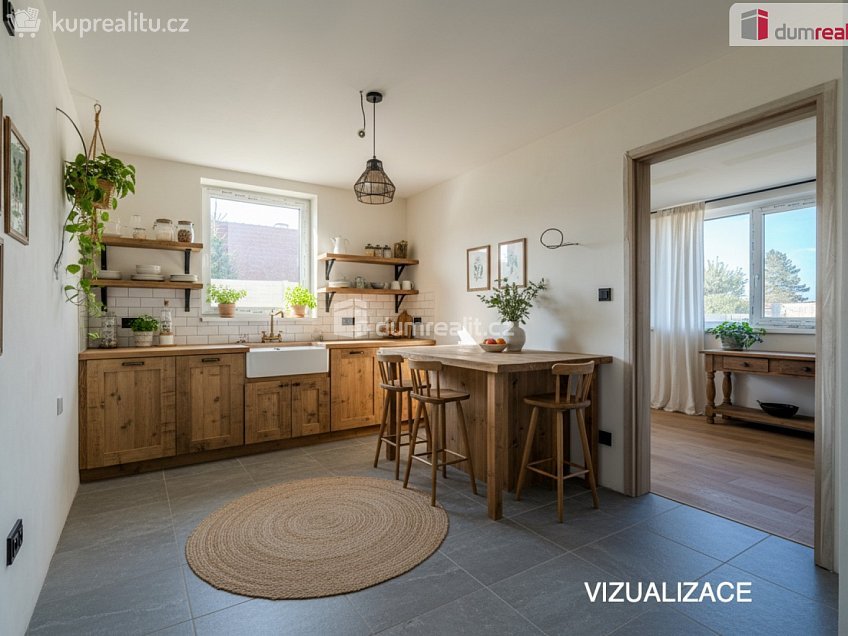 Prodej  rodinného domu 460 m^2 Vetelská, Vědomice 