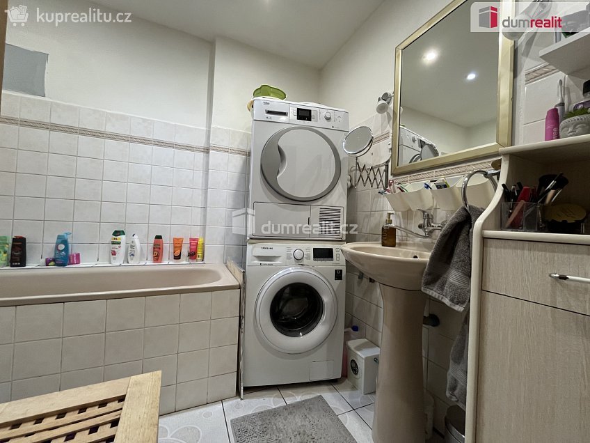 Prodej  rodinného domu 75 m^2 Hostín u Vojkovic, Hostín u Vojkovic 