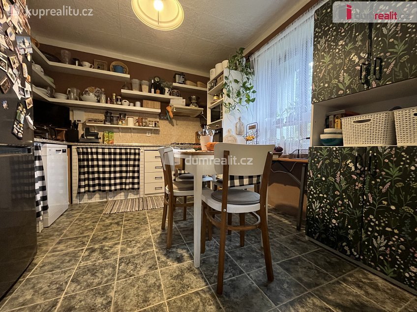 Prodej  rodinného domu 75 m^2 Hostín u Vojkovic, Hostín u Vojkovic 