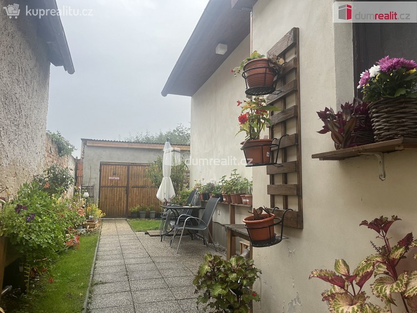 Prodej  rodinného domu 75 m^2 Hostín u Vojkovic, Hostín u Vojkovic 