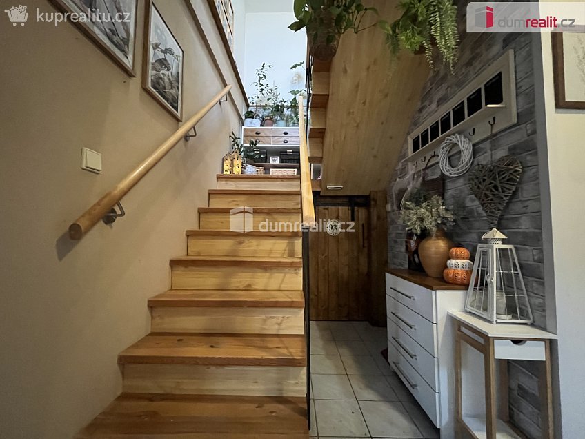 Prodej  rodinného domu 75 m^2 Hostín u Vojkovic, Hostín u Vojkovic 