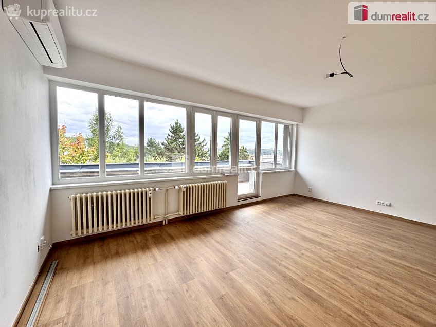 Pronájem bytu 4+1 103 m^2 Valtínovská, Praha 4 