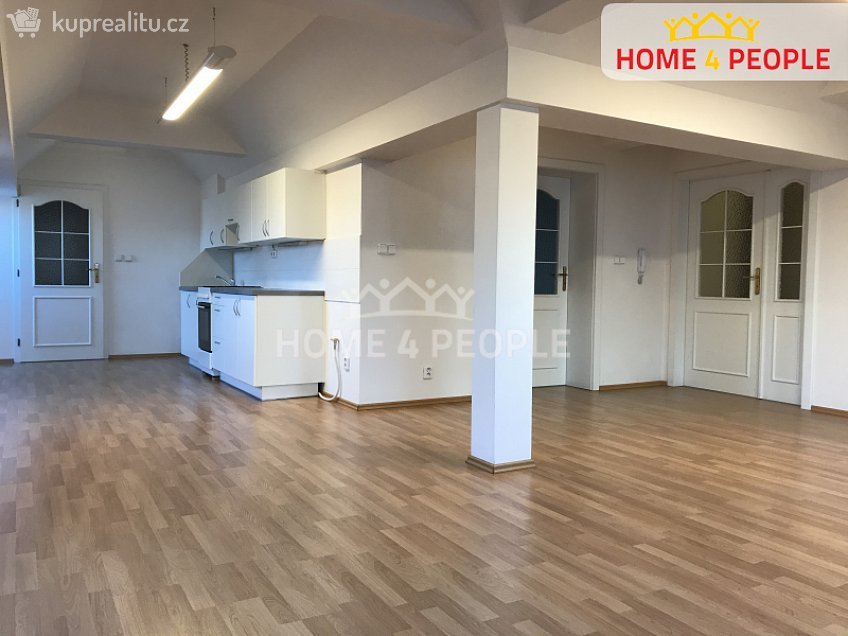 Pronájem  kanceláře 140 m^2 Tůmova, Praha 5 