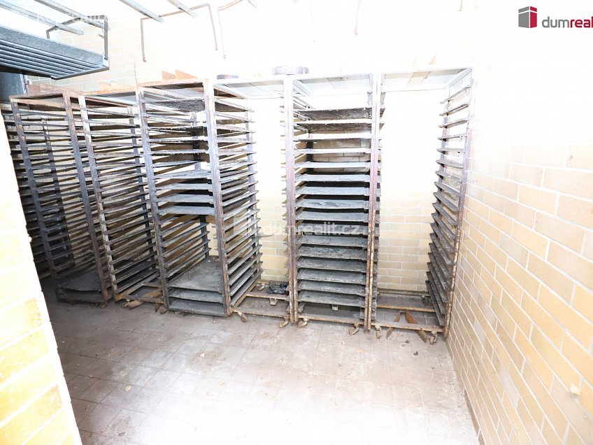 Prodej  ubytovacího zařízení 600 m^2 Sokolovská, Karlovy Vary 