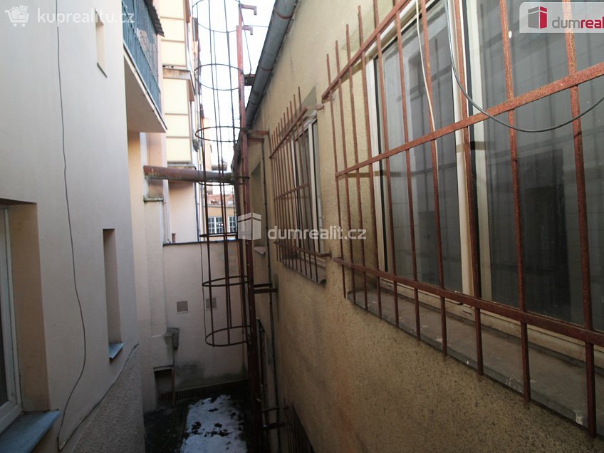 Prodej  činžovního domu 600 m^2 Sokolovská, Karlovy Vary 