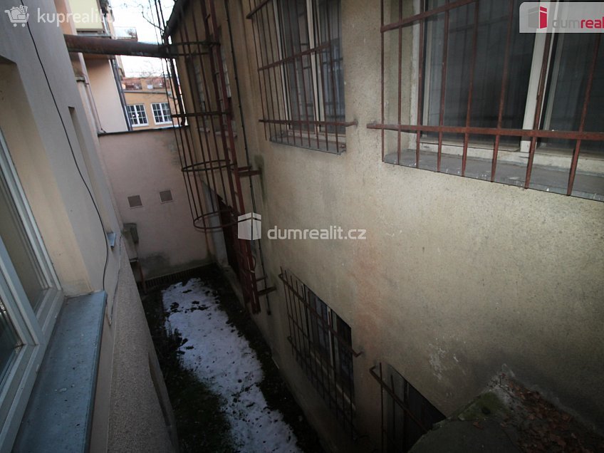Prodej  činžovního domu 600 m^2 Sokolovská, Karlovy Vary 