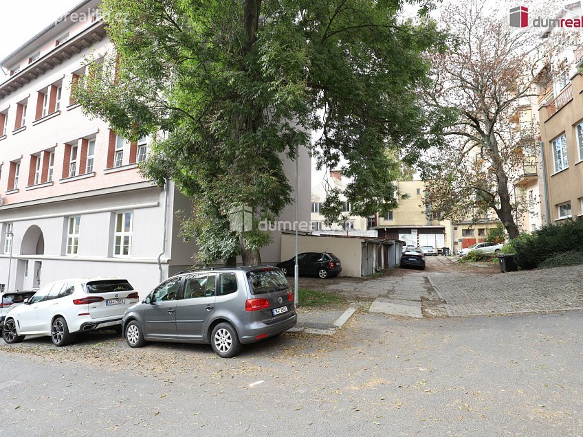 Prodej  činžovního domu 600 m^2 Sokolovská, Karlovy Vary 