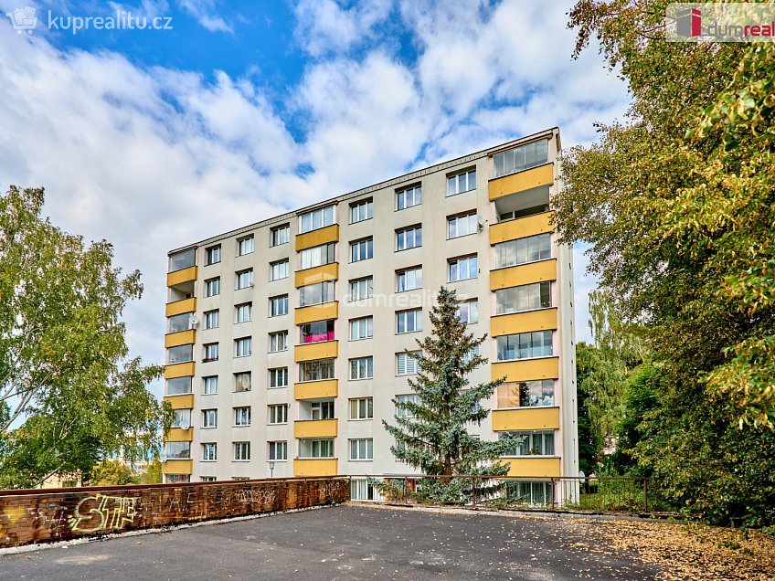 Prodej bytu 3+1 60 m^2 Gagarinova, Karlovy Vary 