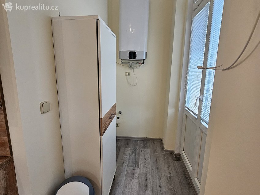 Pronájem bytu 1+kk 30 m^2 Hlavní třída, Mariánské Lázně 
