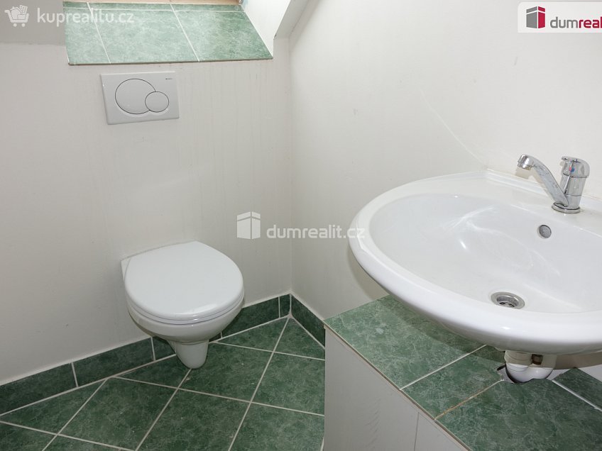 Prodej  rodinného domu 168 m^2 Bystřice, Bystřice 