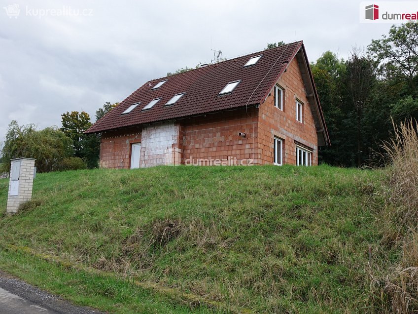 Prodej  rodinného domu 168 m^2 Bystřice, Bystřice 