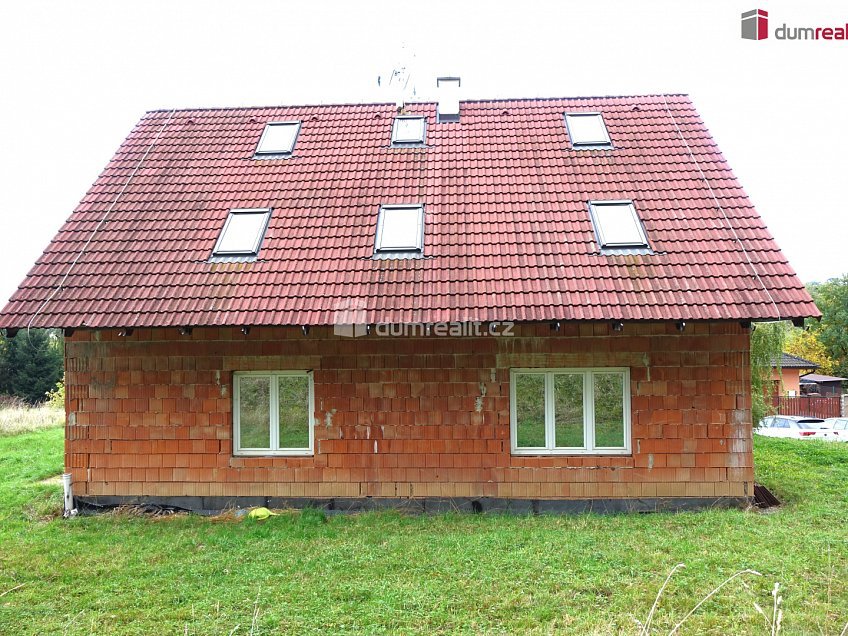 Prodej  rodinného domu 168 m^2 Bystřice, Bystřice 