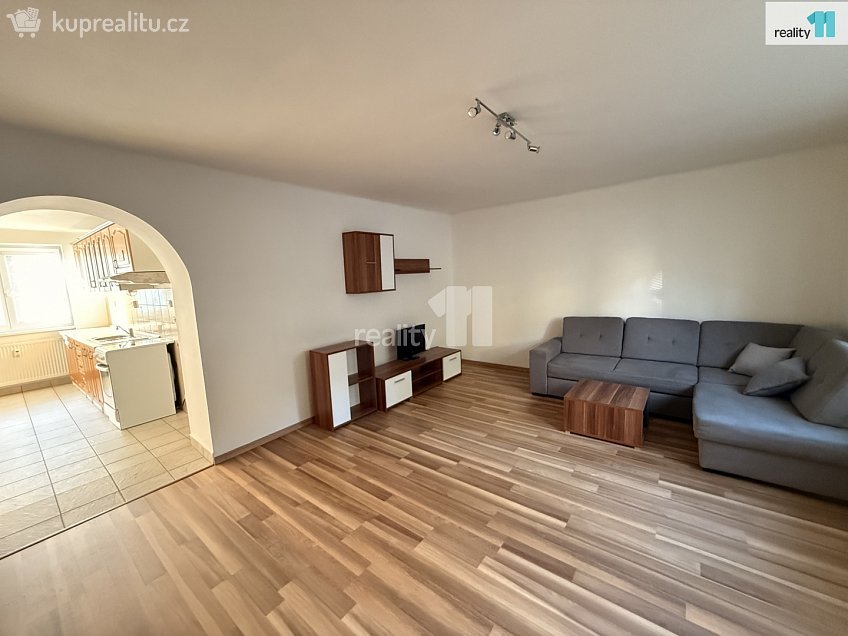 Prodej bytu 3+1 74 m^2 Schwarzova, Plzeň 