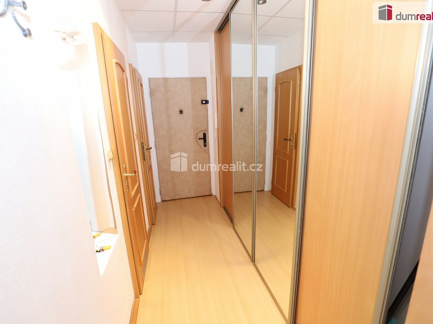 Pronájem bytu 2+1 55 m^2 Heyrovského, Sokolov 