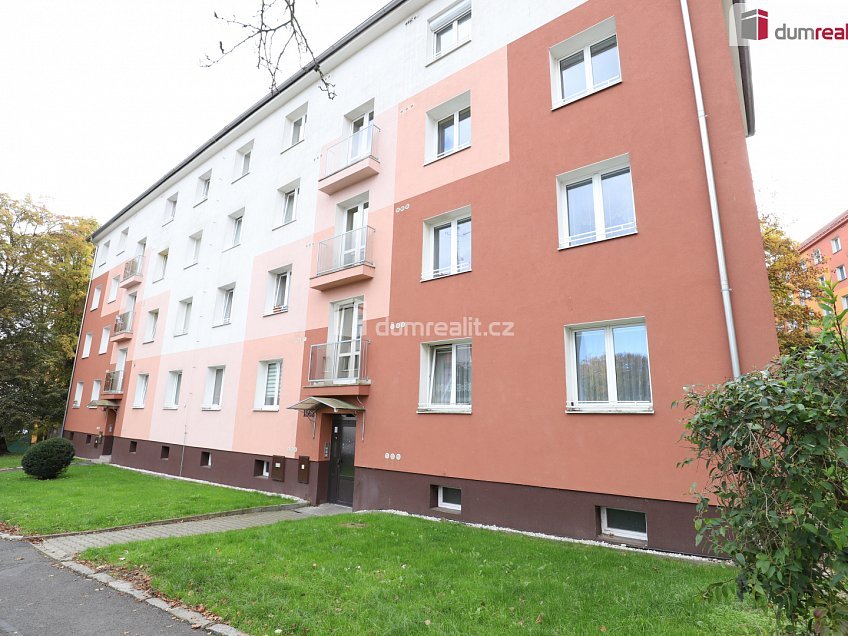 Pronájem bytu 2+1 55 m^2 Heyrovského, Sokolov 