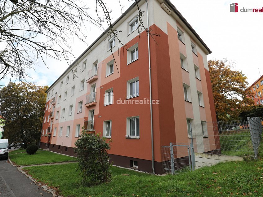 Pronájem bytu 2+1 55 m^2 Heyrovského, Sokolov 