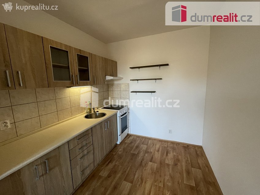 Pronájem bytu 2+kk 41 m^2 Nádražní, Příbram 