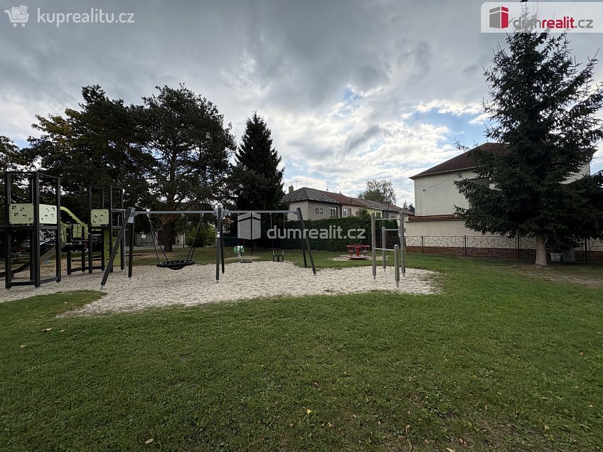 Pronájem  rodinného domu 120 m^2 U Cihelny, České Budějovice 