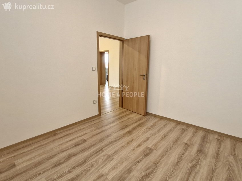 Pronájem bytu 3+kk 70 m^2 Znojemská, Pohořelice 
