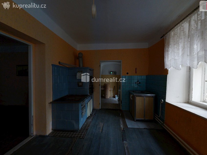 Prodej  rodinného domu 170 m^2 Hřbitovní, Budišov nad Budišovkou 