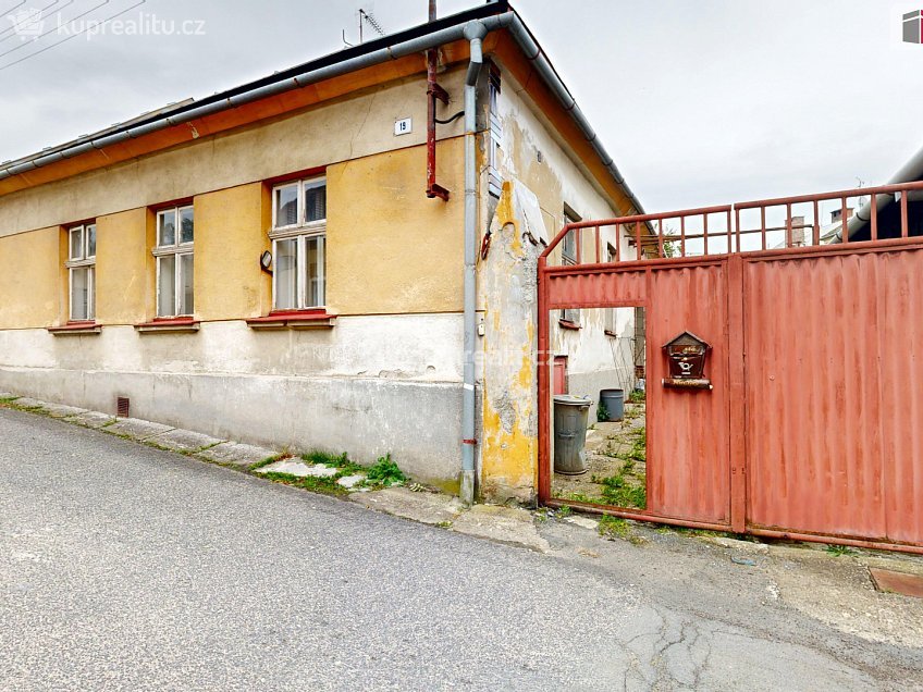 Prodej  rodinného domu 170 m^2 Hřbitovní, Budišov nad Budišovkou 