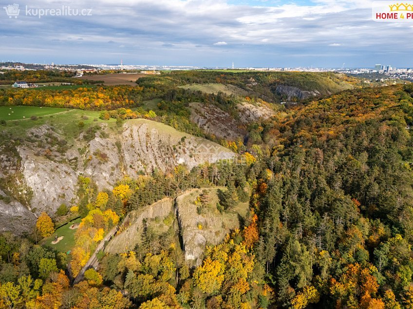 Pronájem bytu 2+kk 44 m^2 Werichova, Praha 5 