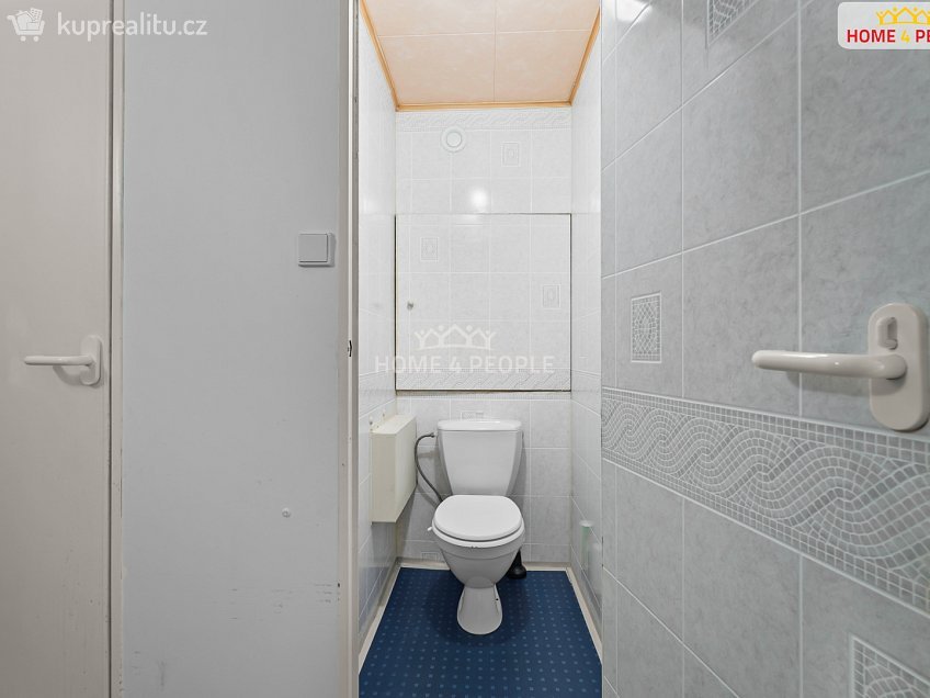 Pronájem bytu 2+kk 44 m^2 Werichova, Praha 5 