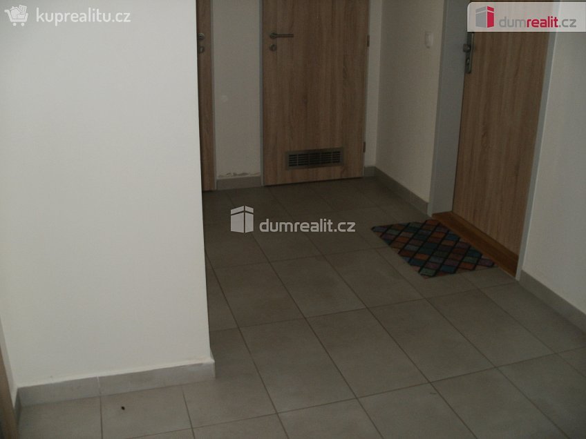 Pronájem bytu 1+1 39 m^2 V Aleji, Rožnov pod Radhoštěm 