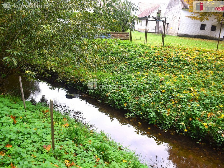 Prodej  stavebního pozemku 1535 m^2 Benešov, Benešov 