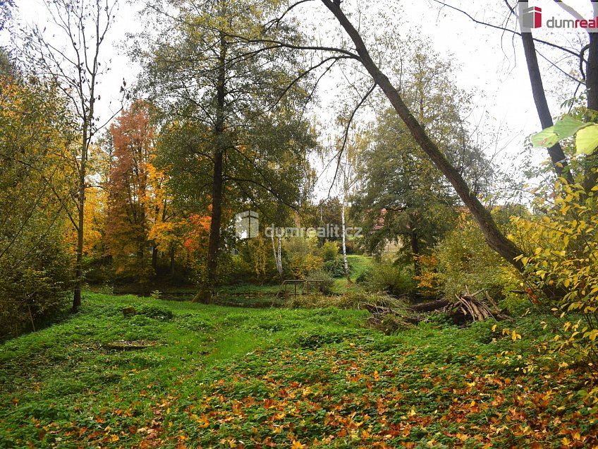 Prodej  stavebního pozemku 1535 m^2 Benešov, Benešov 