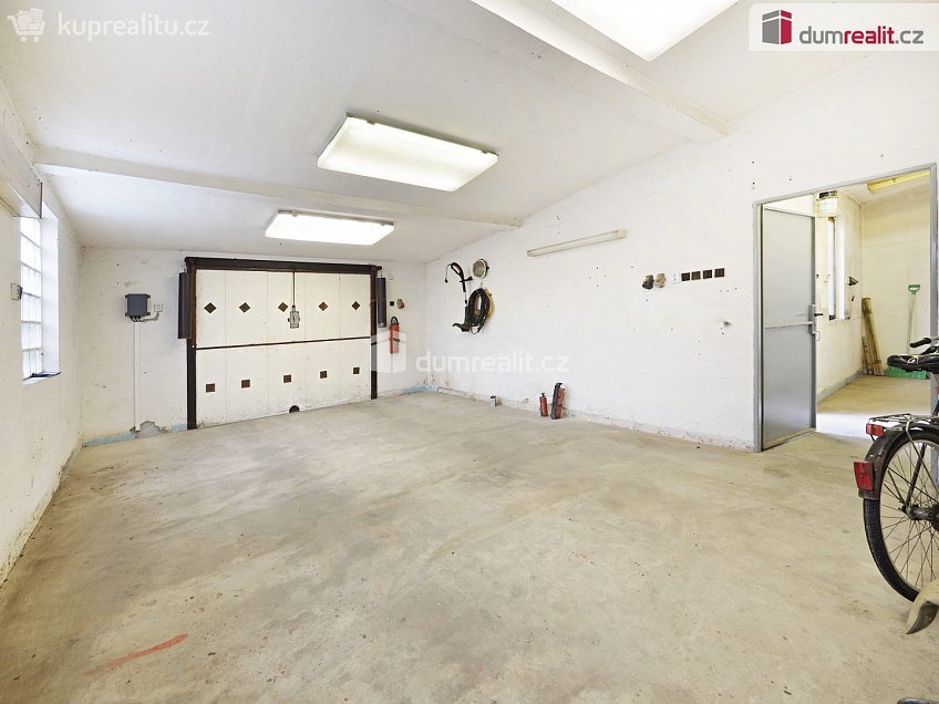 Prodej  rodinného domu 127 m^2 Bří Čapků, Neratovice 