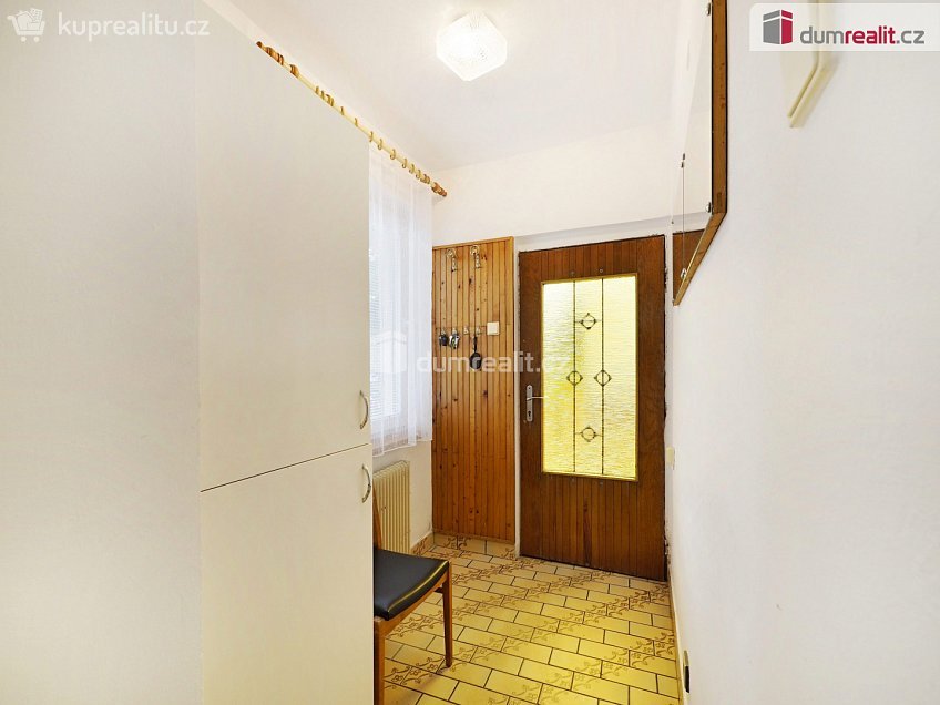 Prodej  rodinného domu 127 m^2 Bří Čapků, Neratovice 