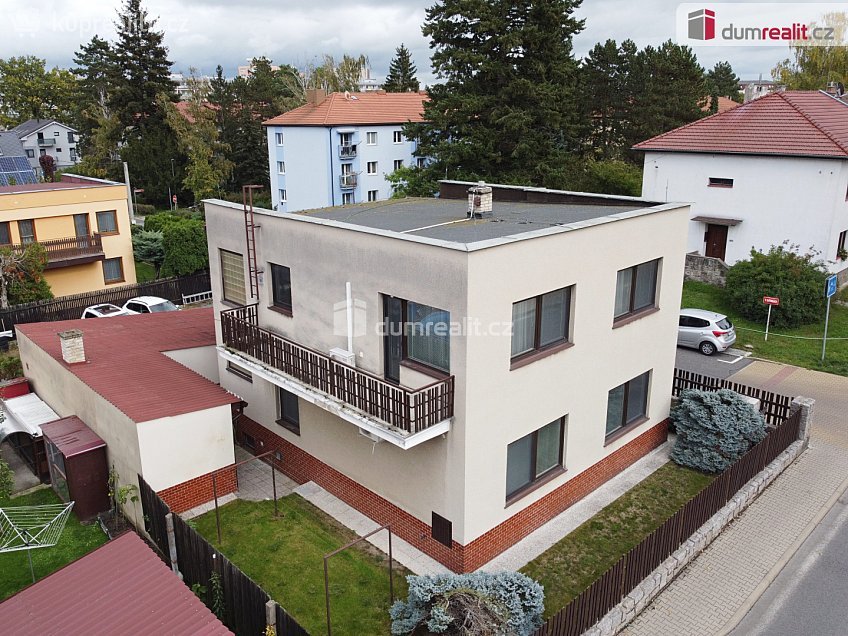 Prodej  rodinného domu 127 m^2 Bří Čapků, Neratovice 