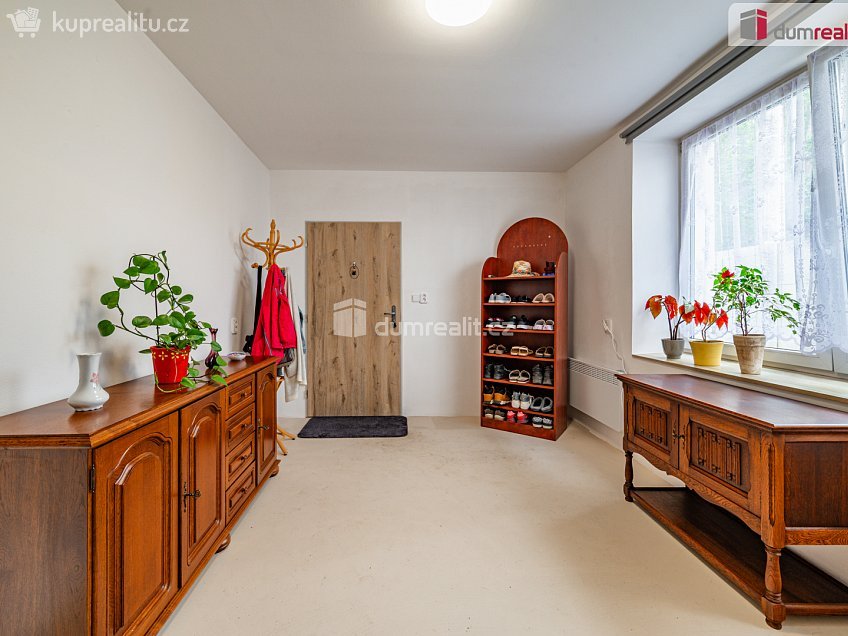 Prodej  rodinného domu 141 m^2 Břehnická, Cheb 