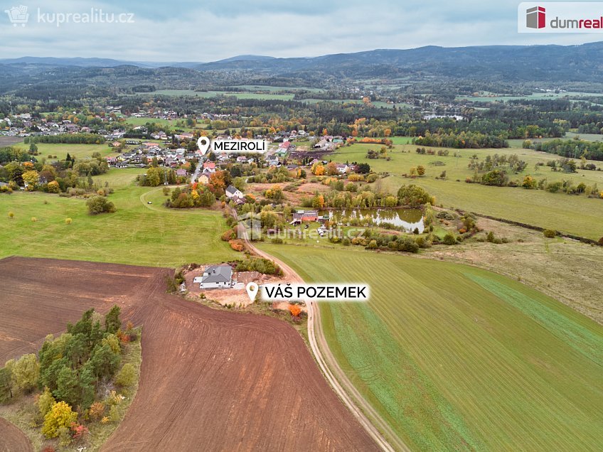 Prodej  stavebního pozemku 1427 m^2 Nová Role, Nová Role 