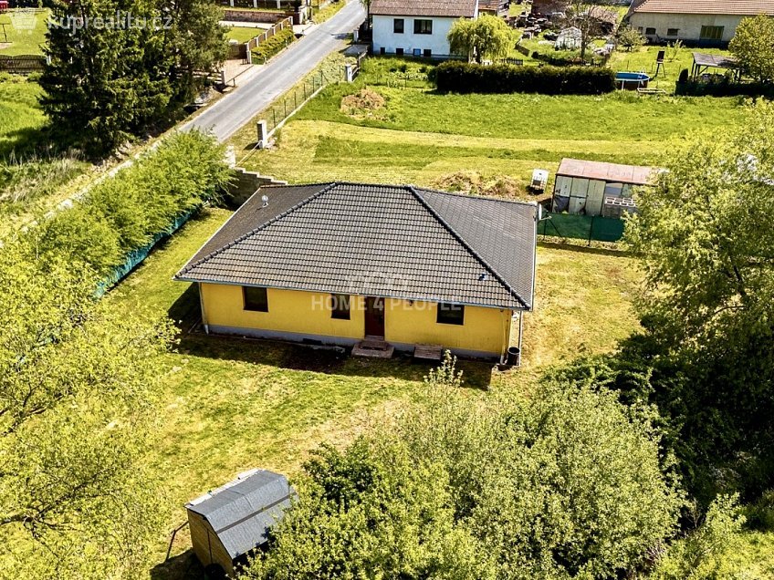 Prodej  rodinného domu 123 m^2 Zahradní, Dobříš 