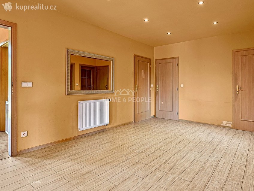 Prodej  rodinného domu 123 m^2 Zahradní, Dobříš 