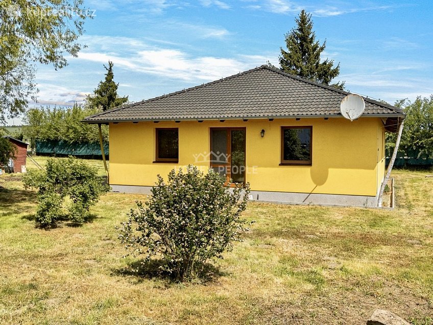 Prodej  rodinného domu 123 m^2 Zahradní, Dobříš 
