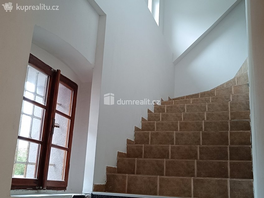 Prodej bytu atypický 160 m^2 Komenského, Doksy 