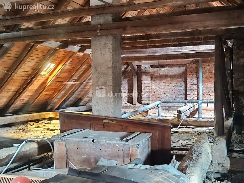 Prodej bytu atypický 160 m^2 Komenského, Doksy 