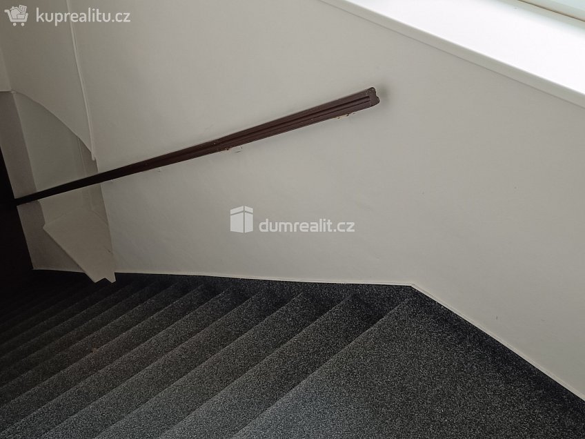 Prodej bytu atypický 160 m^2 Komenského, Doksy 