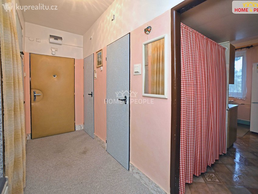 Prodej bytu 3+1 64 m^2 K. Čapka, Přelouč 