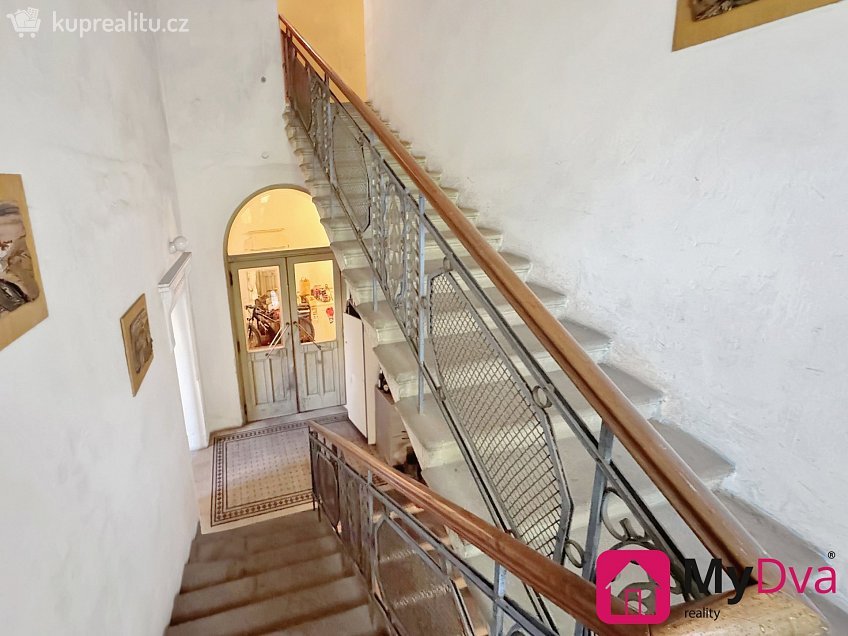 Prodej  rodinného domu 236 m^2 Školní 589, Humpolec 