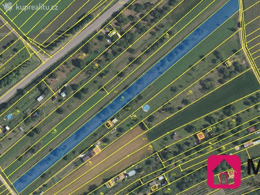 Prodej  stavebního pozemku 1790 m^2 Znojmo, Znojmo 