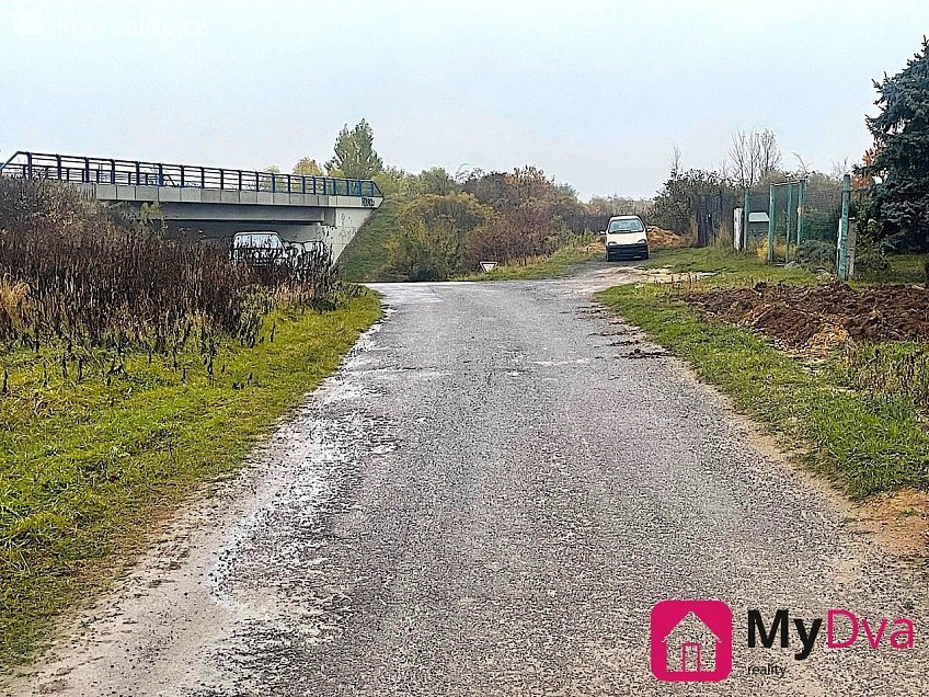 Prodej  stavebního pozemku 1710 m^2 Znojmo, Znojmo 