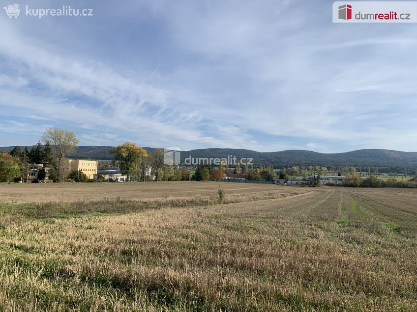 Prodej  stavebního pozemku 1137 m^2 Všeradice, Všeradice 