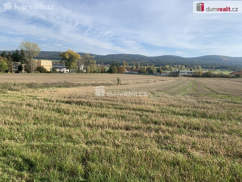 Prodej  stavebního pozemku 1137 m^2 Všeradice, Všeradice 