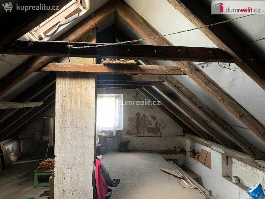 Prodej  rodinného domu 151 m^2 Prof. Krbce, Tmaň 